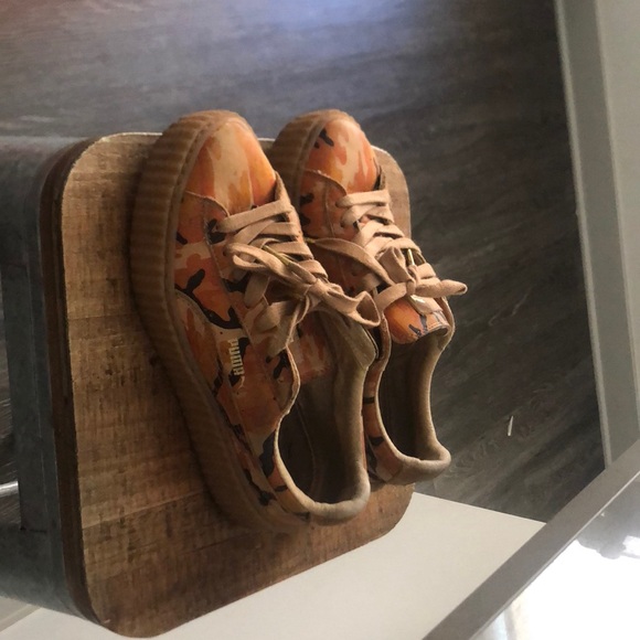 RIRI FENTY PUMAS - Picture 3 of 4
